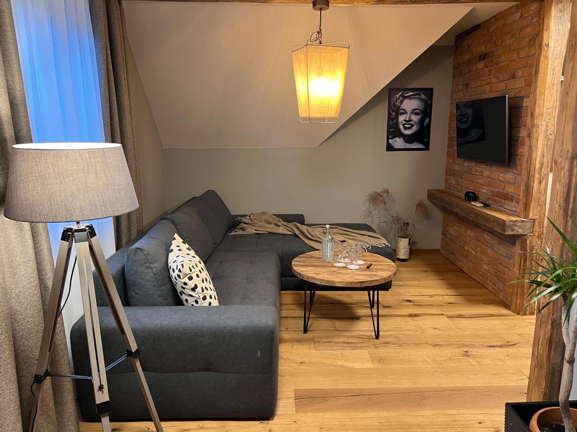 Hotel Mclimon Nový Jičín Εξωτερικό φωτογραφία