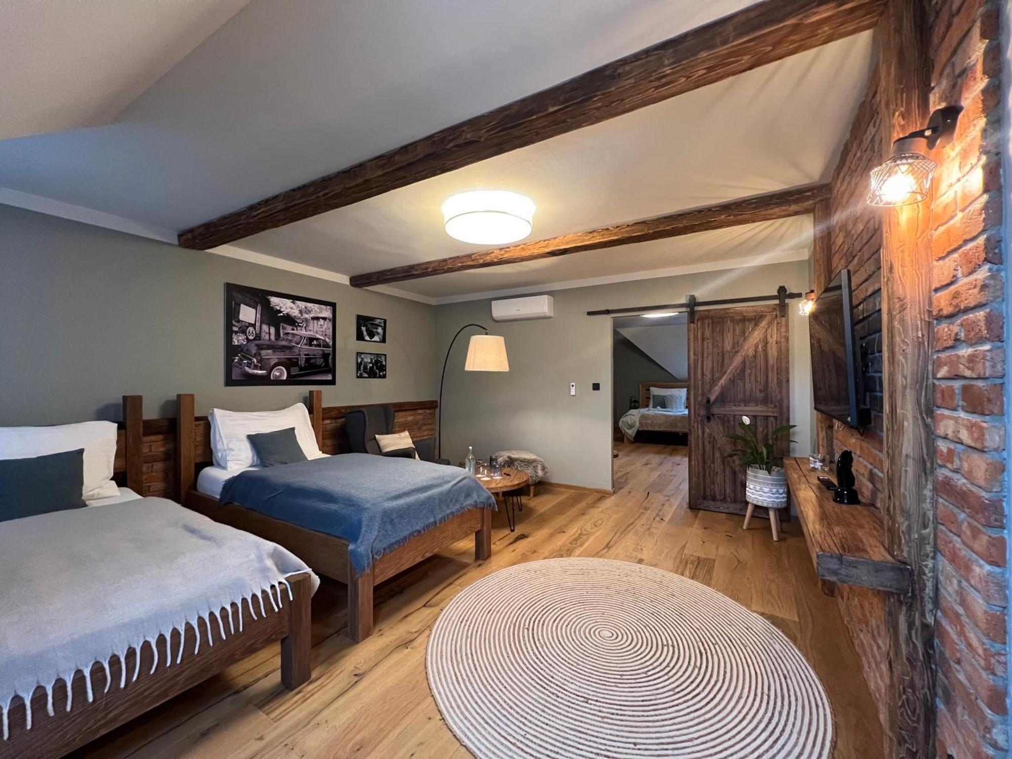 Hotel Mclimon Nový Jičín Εξωτερικό φωτογραφία