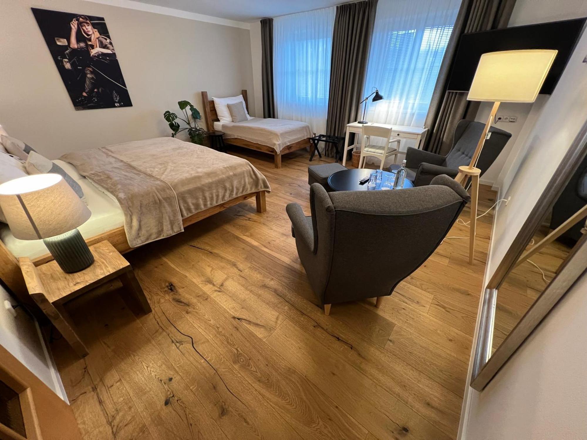 Hotel Mclimon Nový Jičín Εξωτερικό φωτογραφία