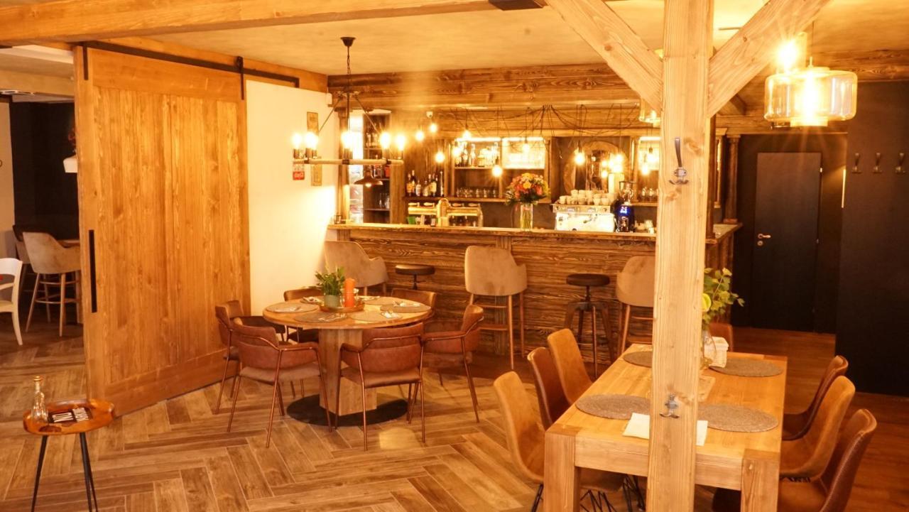Hotel Mclimon Nový Jičín Εξωτερικό φωτογραφία